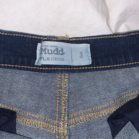 Juniors Mudd Stretch Distressed Jean Shorts - Picture 6 of 9